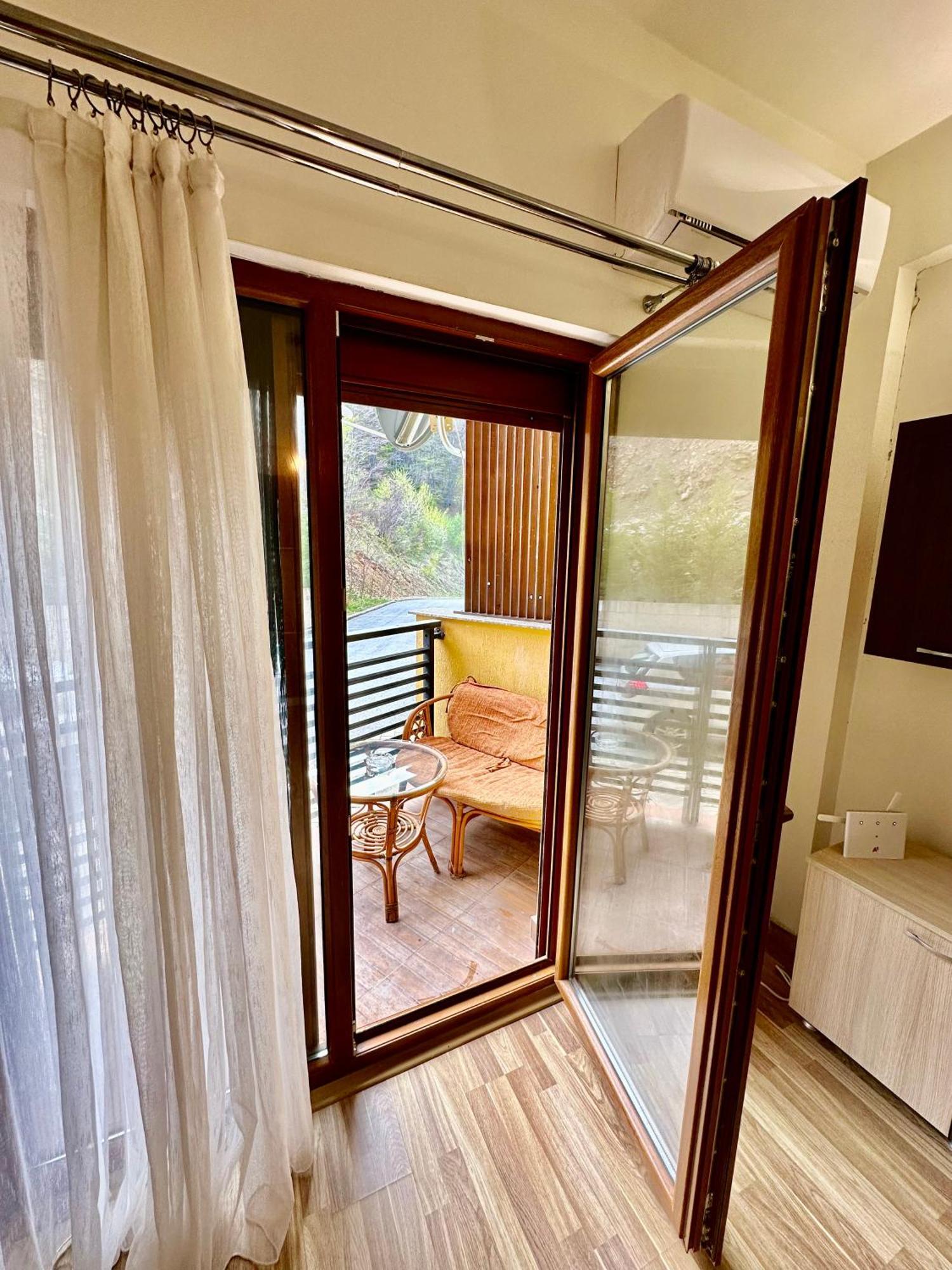 Forest View Apartment マヴロヴォ エクステリア 写真